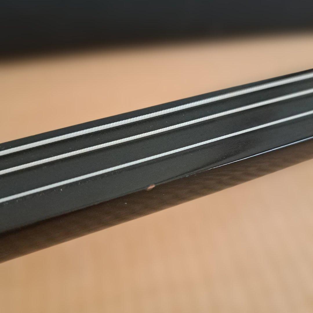 三線本体 ヘビ皮模様 黒　人工