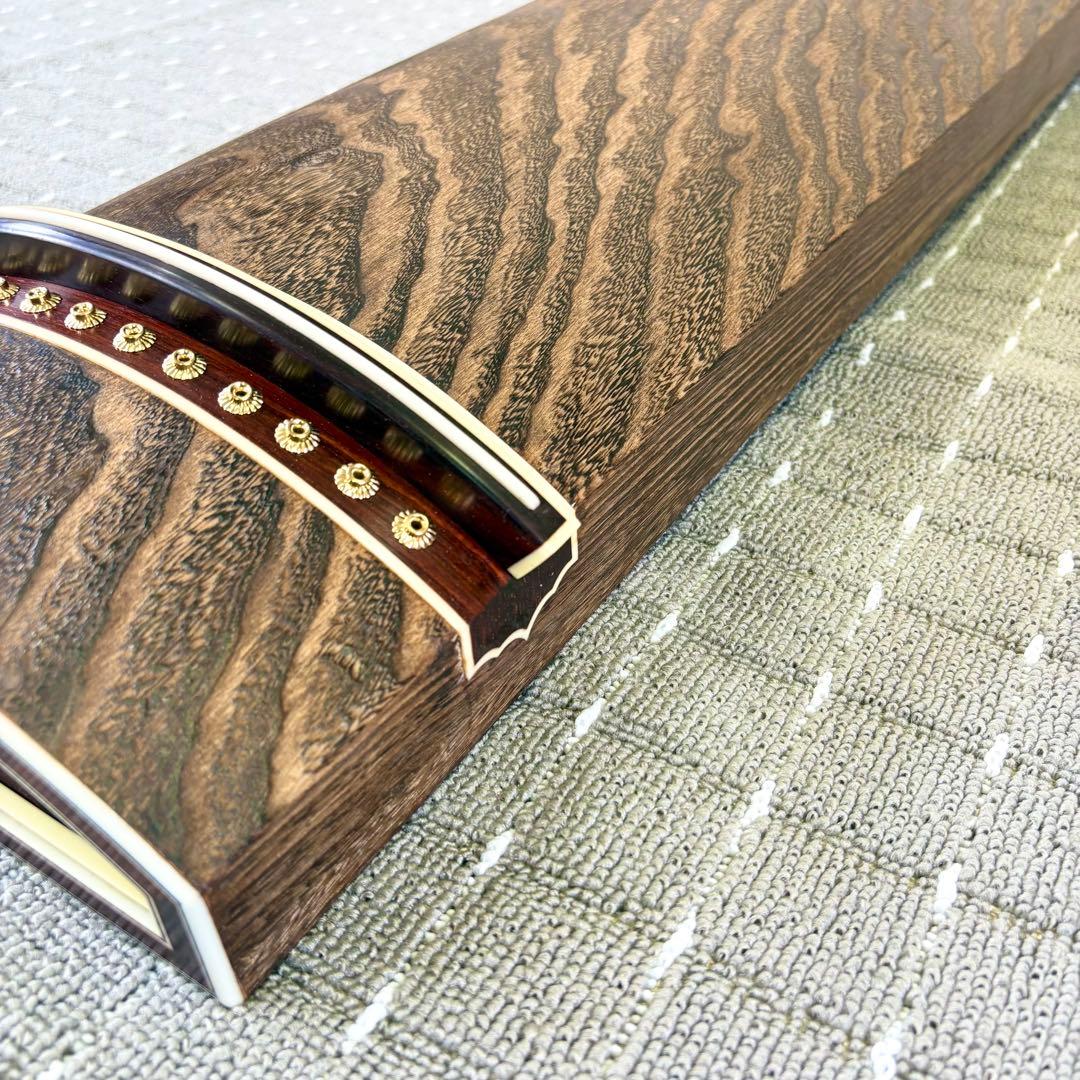 新品未使用 お琴 フルセット付属品付 上角すだれ彫 定価35万円相当 糸張り込