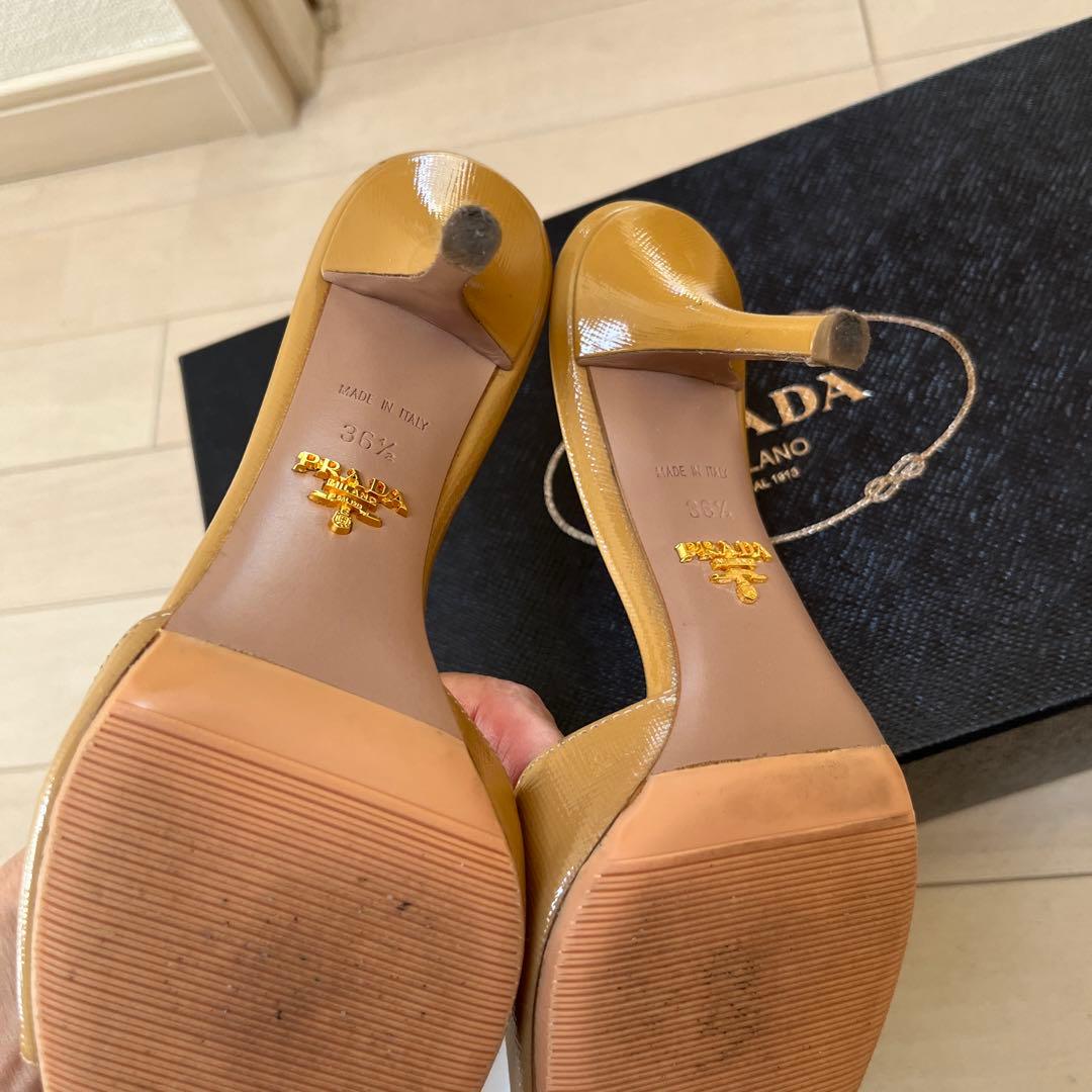 PRADA ベージュ ミュール