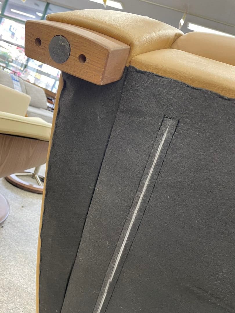 カリモク chitano チターノ ２人掛けソファ　ブラウン系