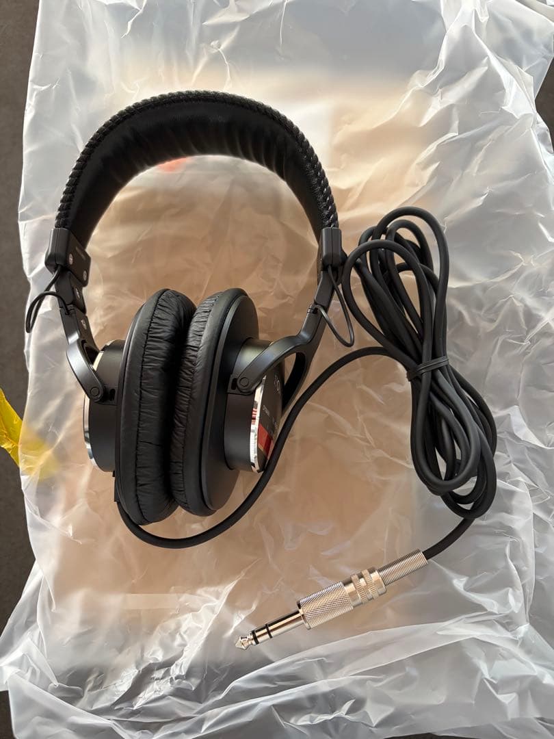 ヘッドホン sony mdr-cd900st