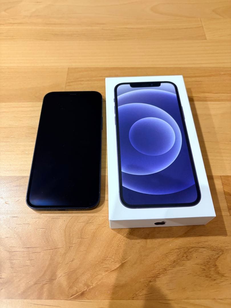 Apple iPhone 12 ブラック 本体