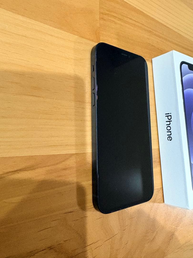 Apple iPhone 12 ブラック 本体