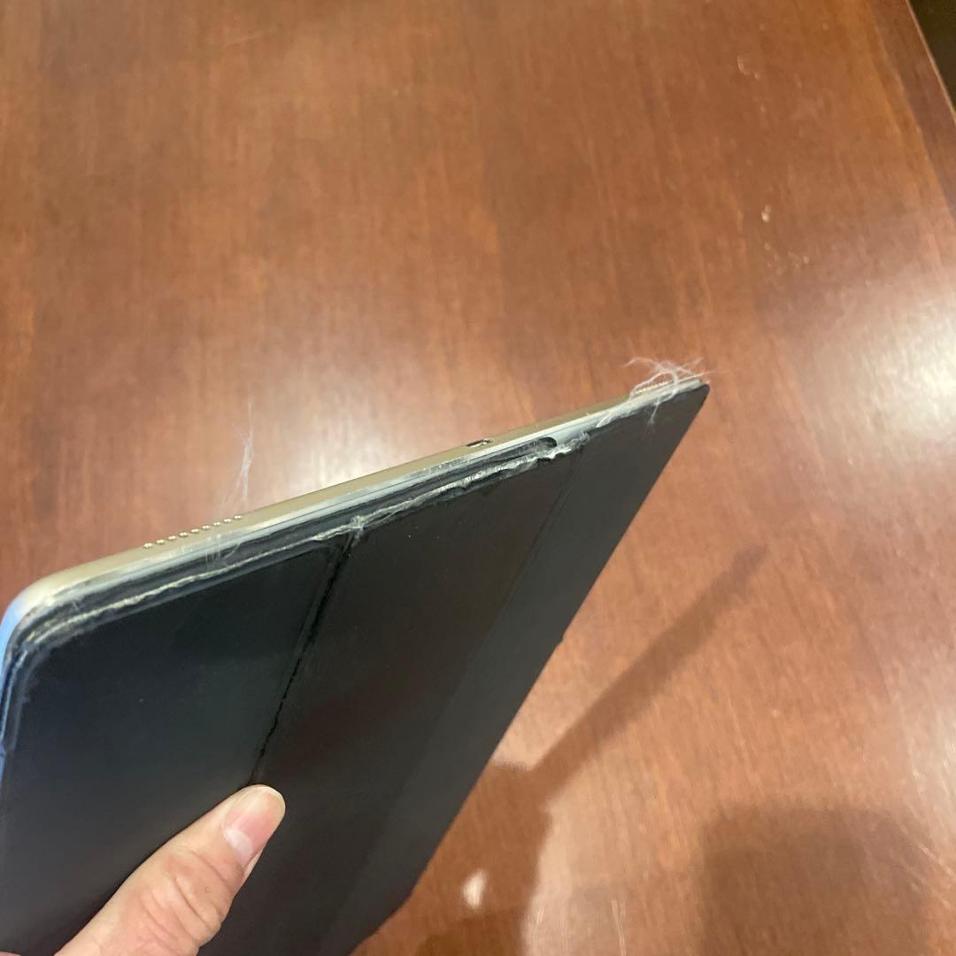 iPad Pro 12.9インチ ゴールド Keyboard付き