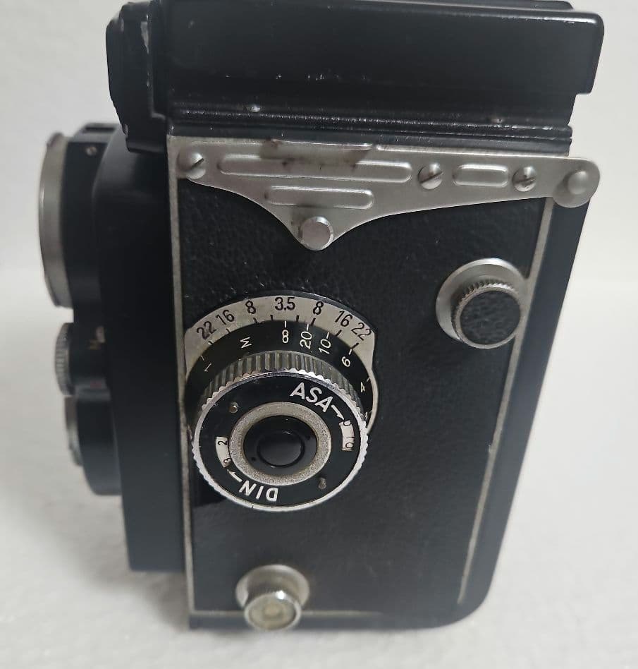 【動作未確認】Yashica-Mat 二眼レフカメラ