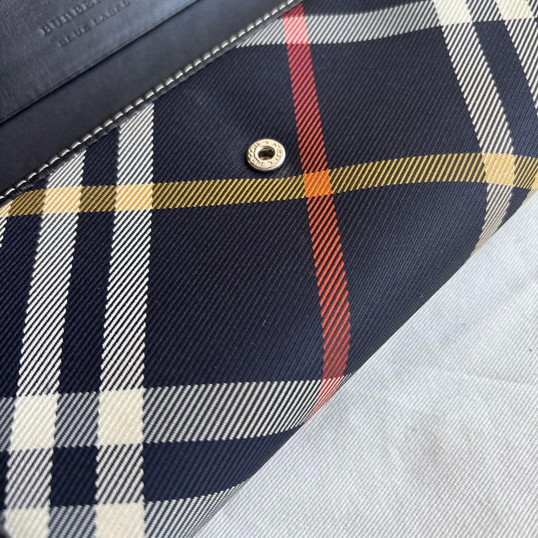 バーバリーブルーレーベル　長財布　ネイビーチェック