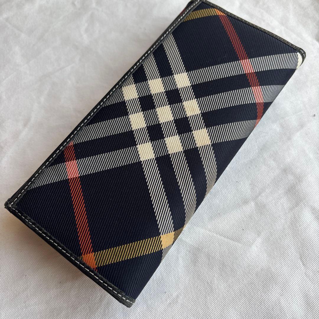 バーバリーブルーレーベル　長財布　ネイビーチェック