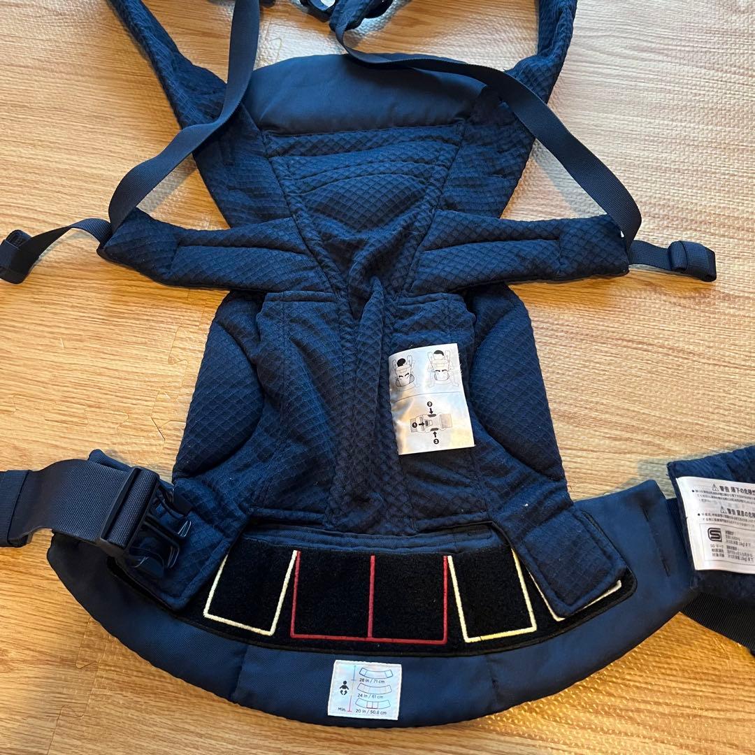 Ergobaby OMNI Breeze オムニ ブリーズ　抱っこ紐　ネイビー