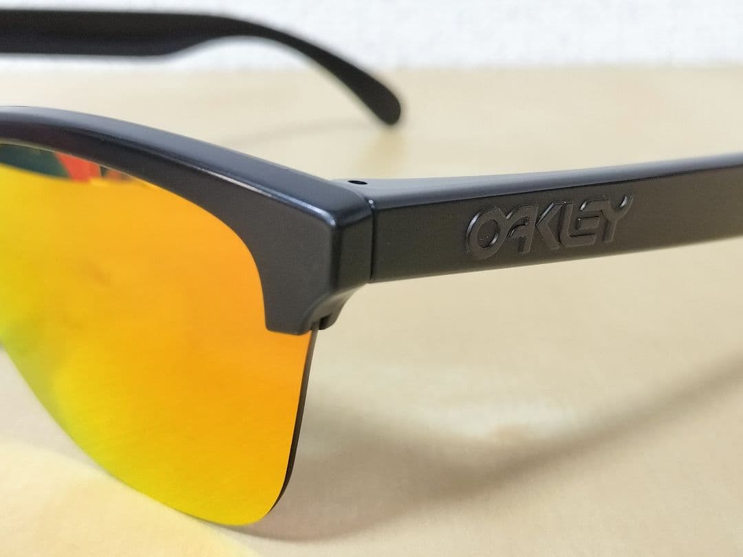 状態良好 レンズ新品 FROGSKINS Lite OAKLEY