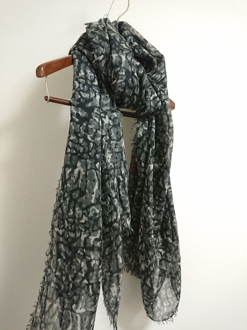 ルイ・ヴィトン LOUIS VUITTON ストール　ショール　カモフラ　グレー