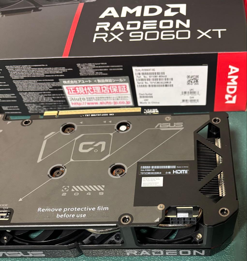 グラフィックボード・グラボ・ビデオカード ASUS Radeon RX 9060 XT 8GB DUAL