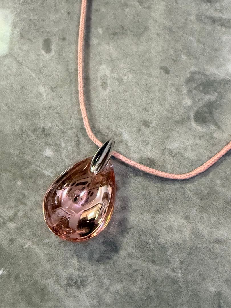 バカラ ペンダントトップ ネックレス ピンククリスタル