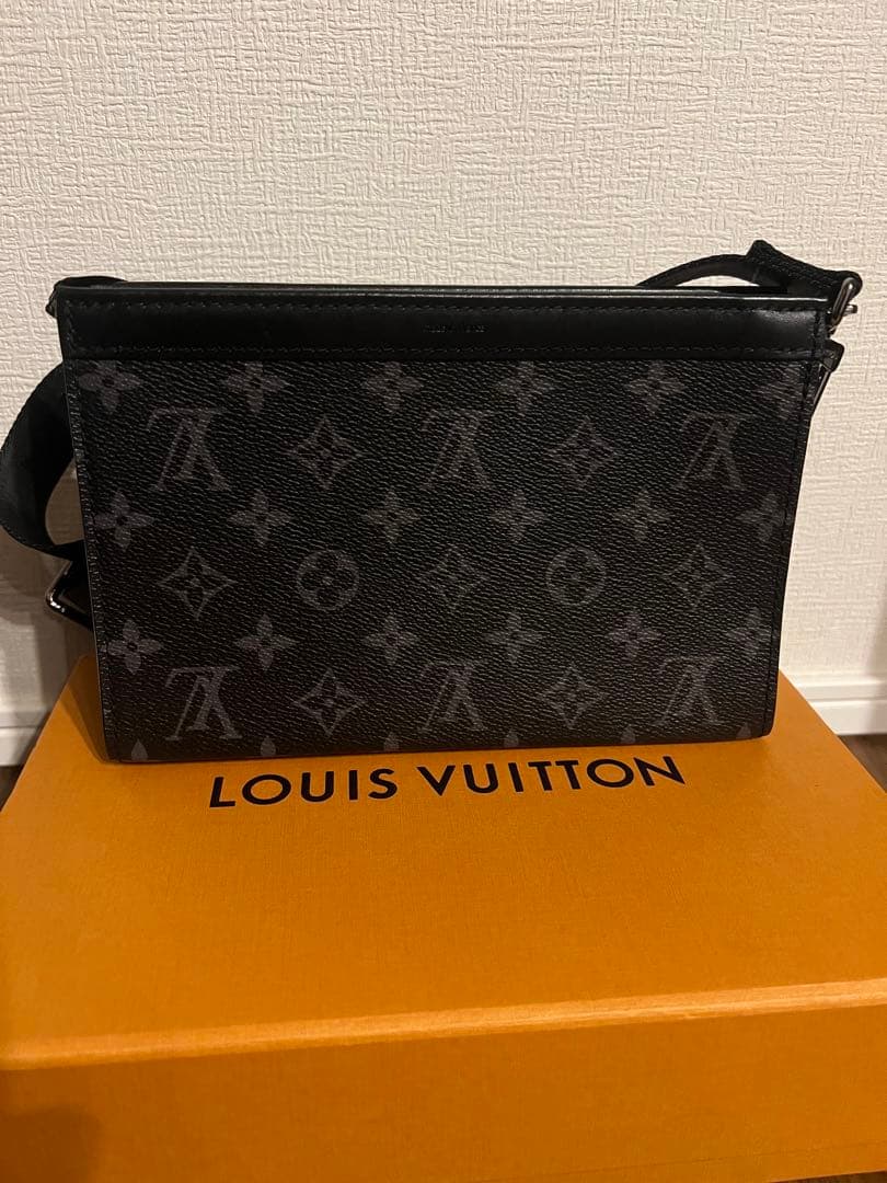 ルイヴィトン M81124 ガストンウエアラブルウォレットショルダーバッグ