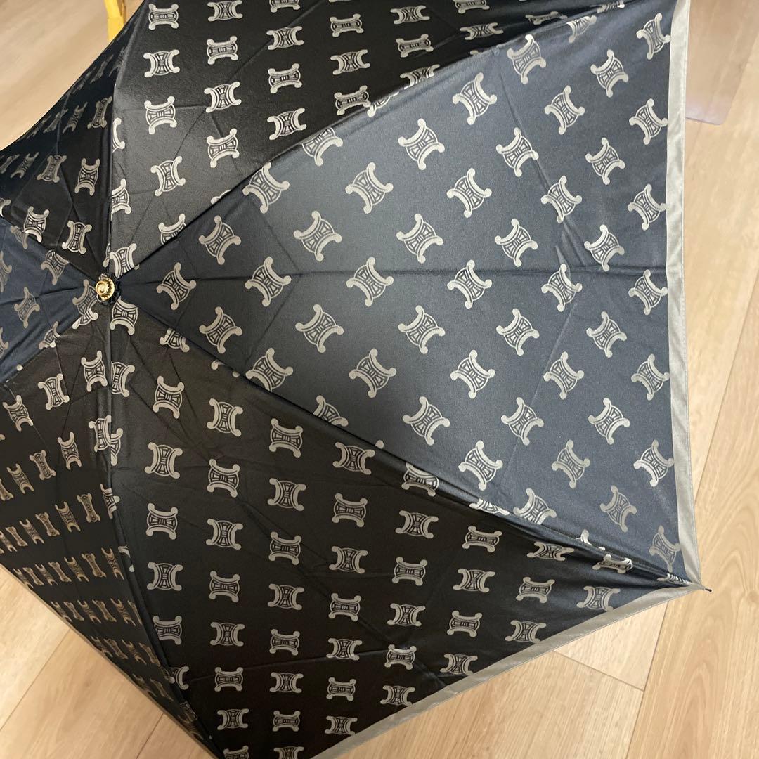 新品未使用品　CELINE トリオンフ柄　マカダム柄　折り畳み傘