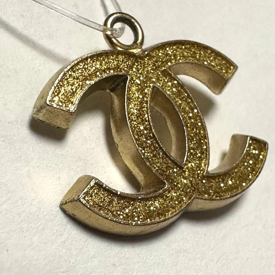 シャネル　CHANEL　ペントップ　チャーム　ココマーク　ラメ　ゴールド　美品