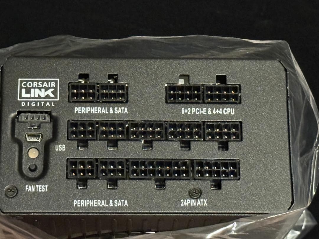 CORSAIR HX850i 80PLUS PLATINUM 12VHPWR付き