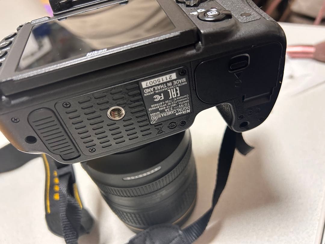 Nikon D750 デジタル一眼レフカメラ、24-120mmレンズ