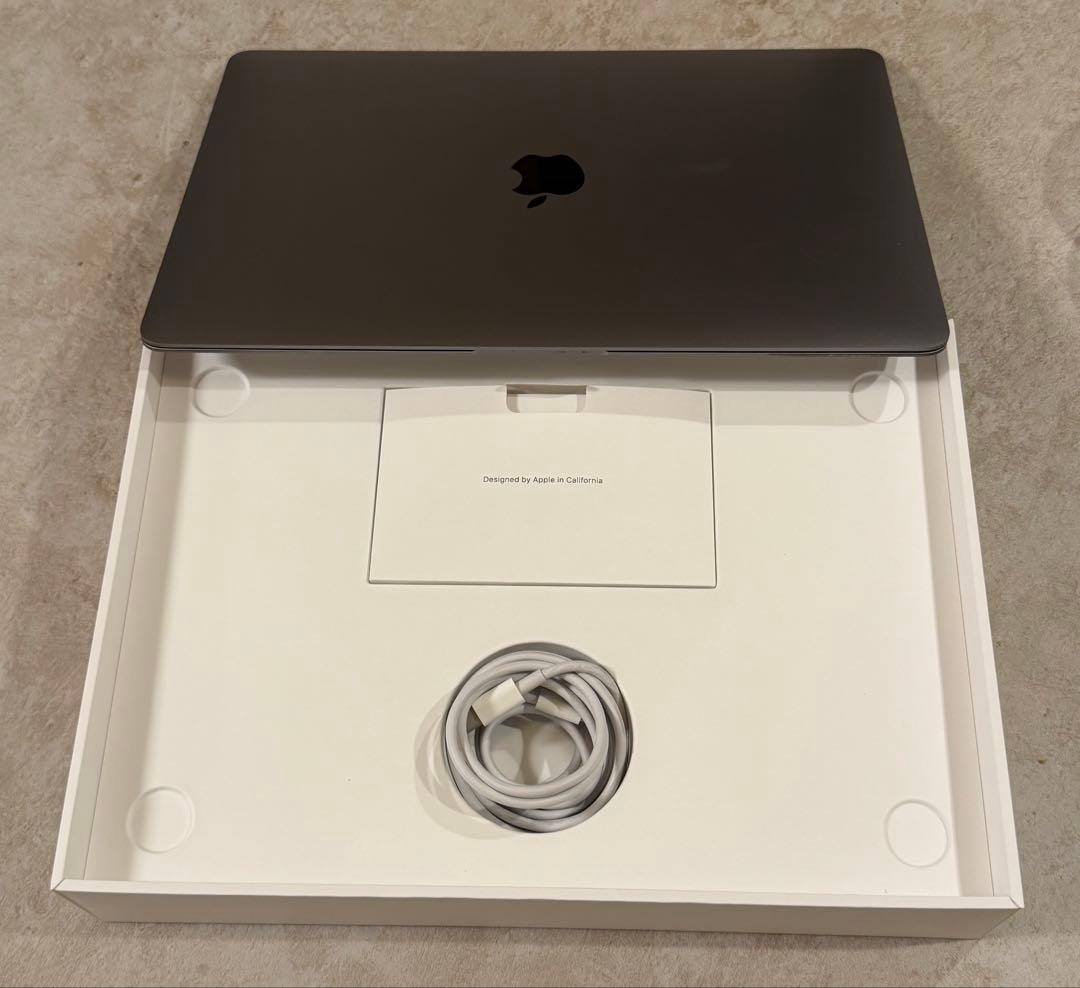 【美品】MacBook Air（M1,2020）13.3㌅ 16GB 1TB
