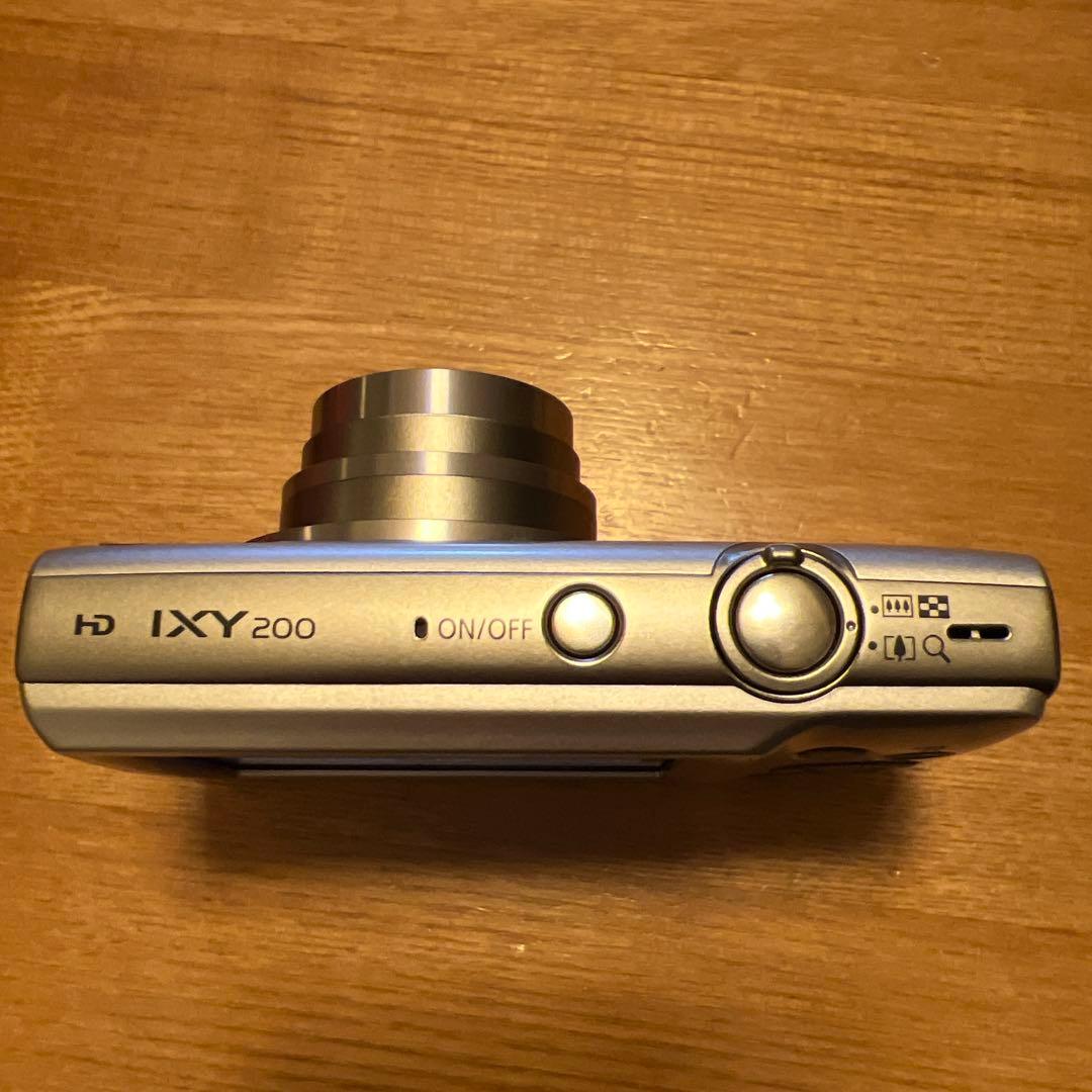デジタルカメラ canon IXY 200