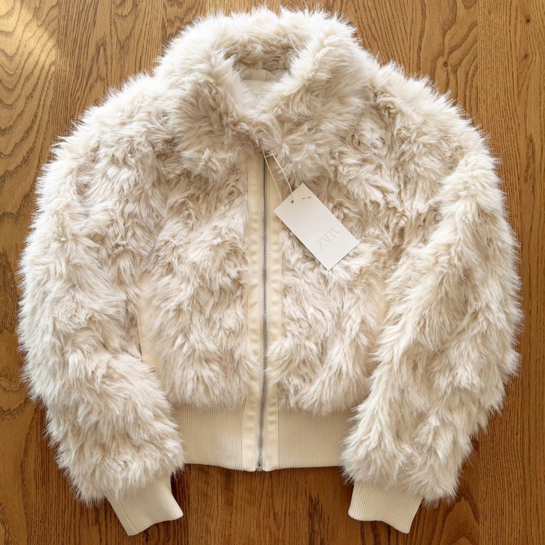 【新品未使用】♡ZARA♡ フェイクファーボンバージャケット Mサイズ