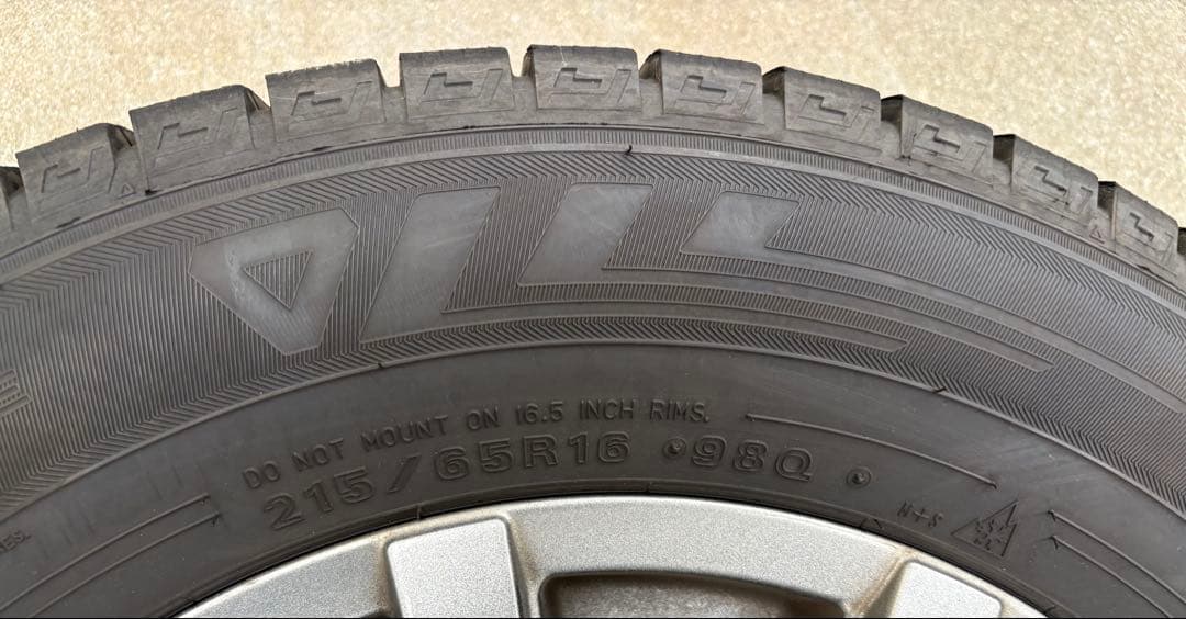 送料込み　215/65R16 スタッドレスアルミホイールセット