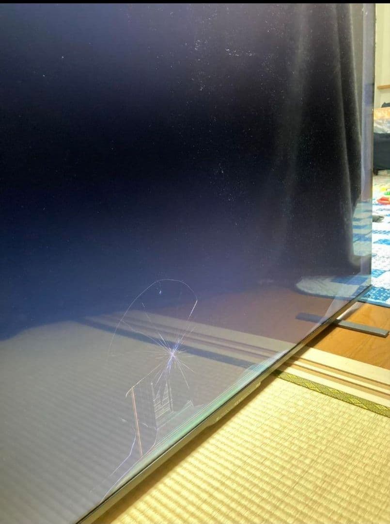 2022年式　東芝　REGZA 65インチ　液晶テレビ　画面ひび割れ　ジャンク