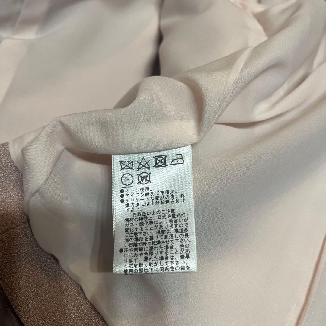 極美品　ハナエモリ　ノーカラージャケット　レース　サイズ40 シボ加工　薄ピンク