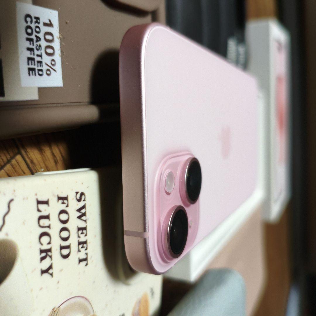 【美品】iPhone15 128GB　SIMフリー おまけ付き