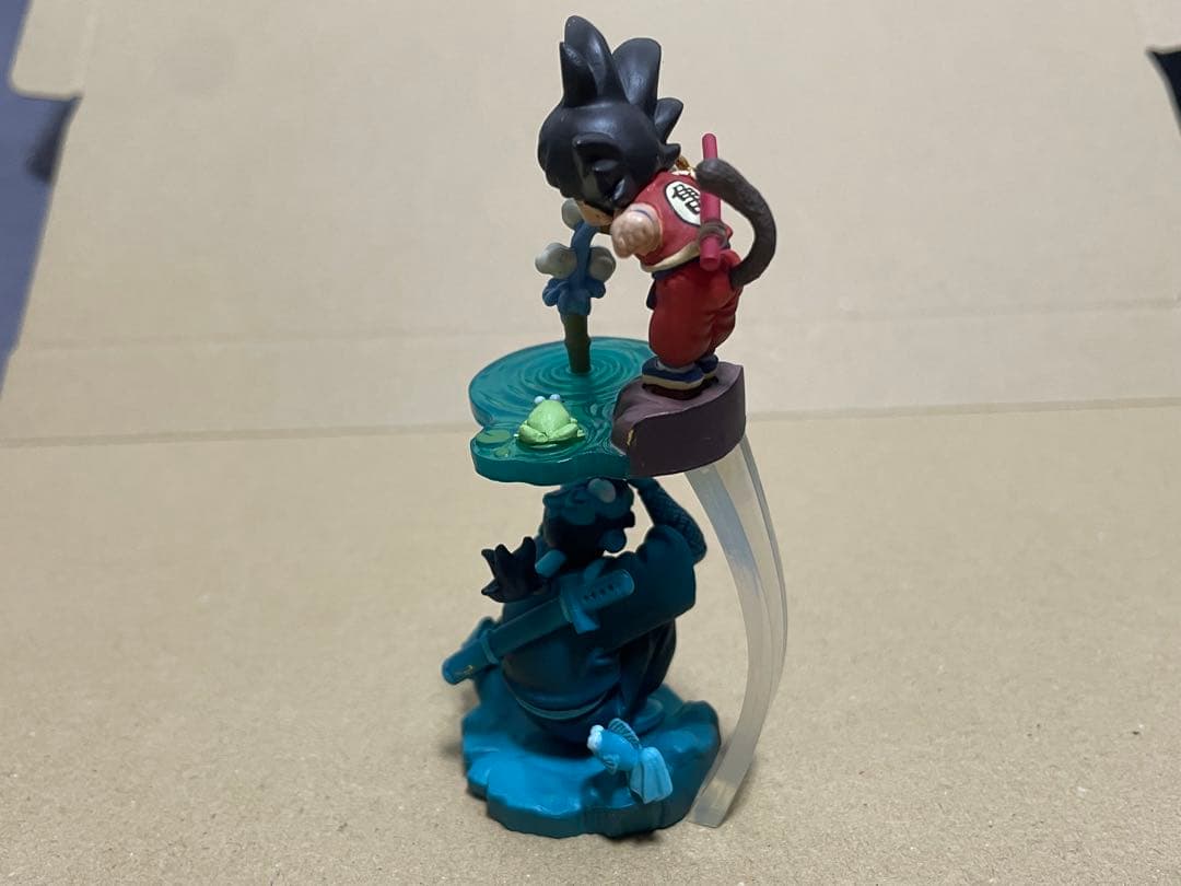 ドラカプ　ムラサキ曹長