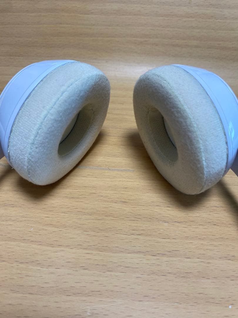 Beats ワイヤレスヘッドフォン ホワイト　ヘッドホン青セット