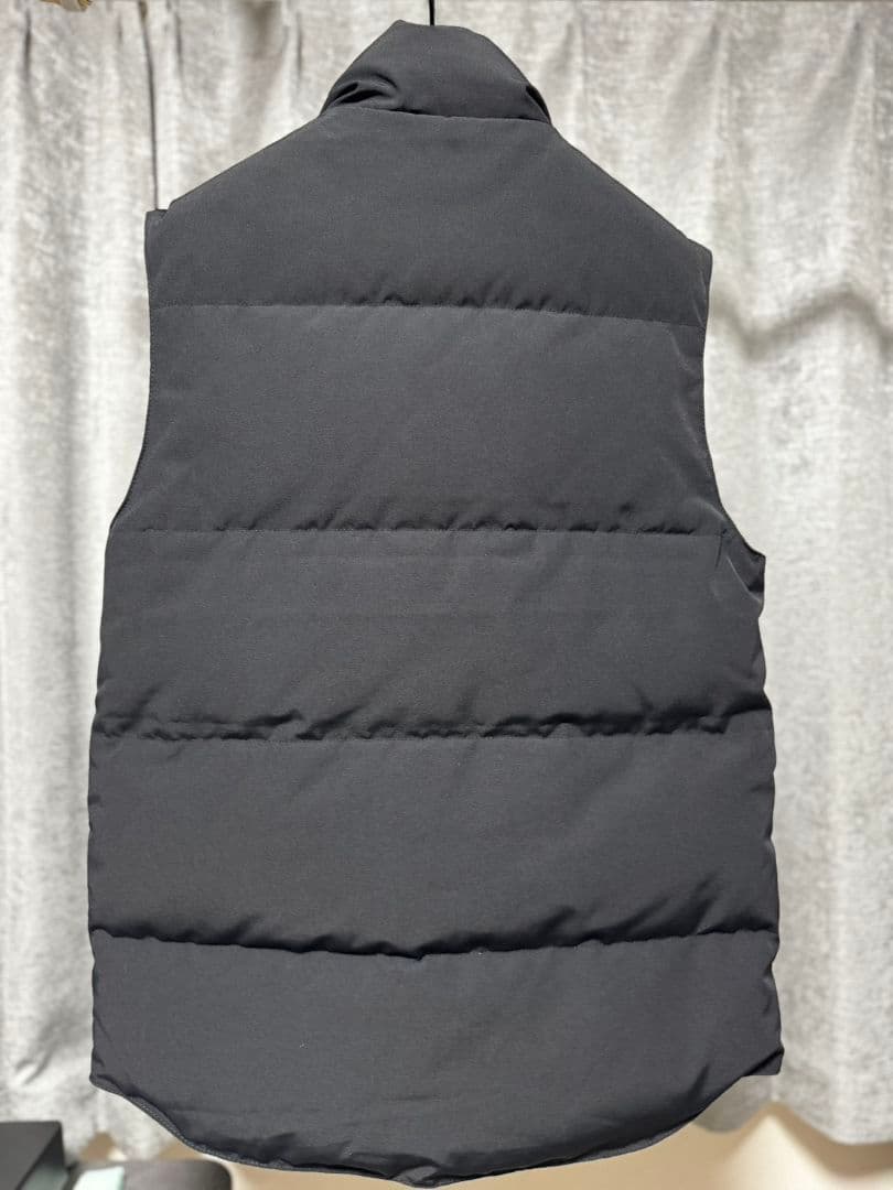 カナダグース　ガーソンベスト　ブラックレーベル　サイズM