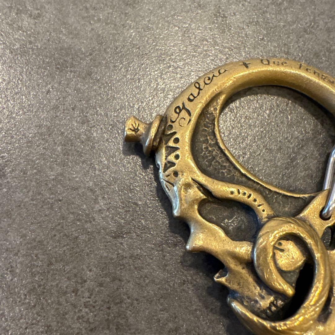 小物 galcia MUSTACHE SKULL KEYHOLDER