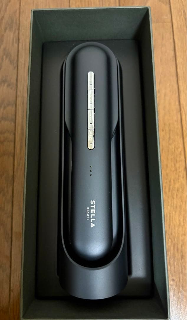 STELLA BEAUTE PRO美顔器 LLLT搭載 モンサントグレー美品