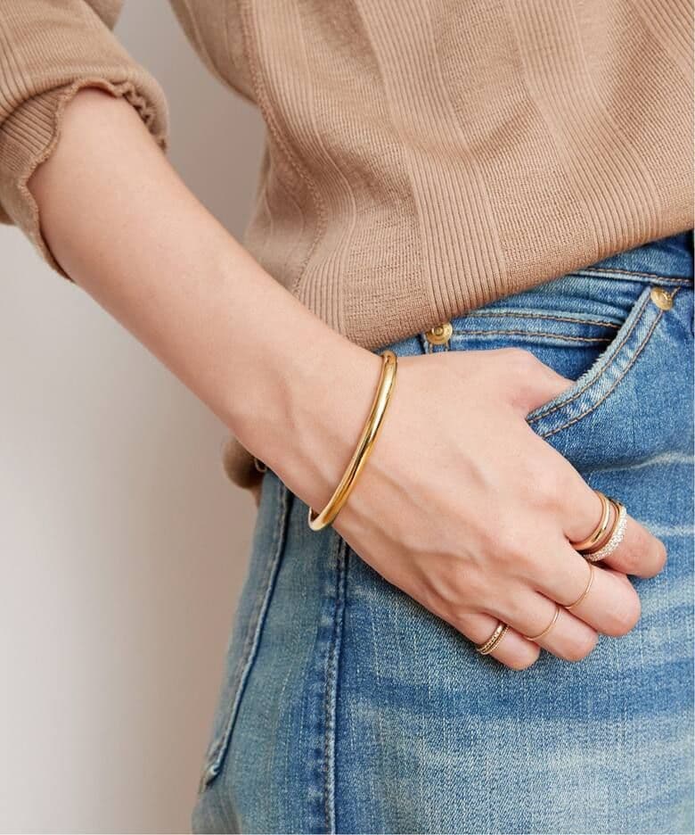 ガブリエラ アルティガス　 TUSK CUFF バングル