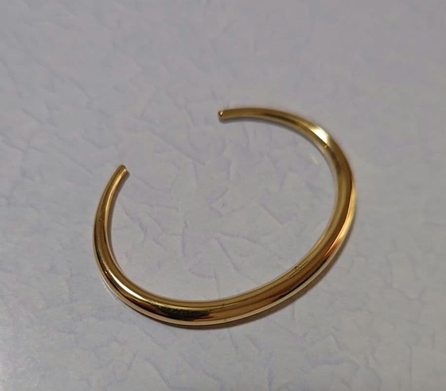 ガブリエラ アルティガス　 TUSK CUFF バングル