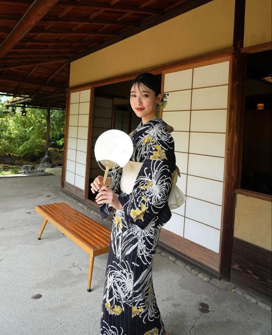 y*'様 【utatane×Acka.】浴衣4点セット 菖蒲と糸菊 navy