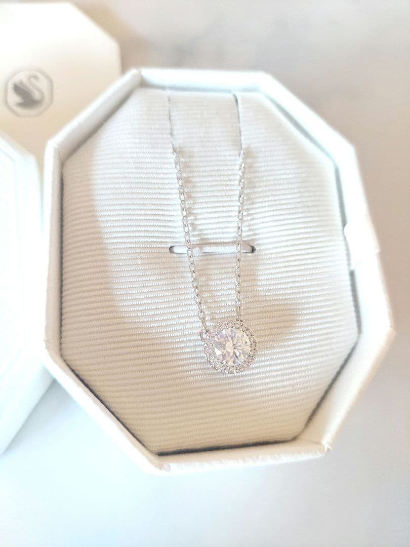 新品 SWAROVSKI Una Angelic ネックレス スワロフスキー