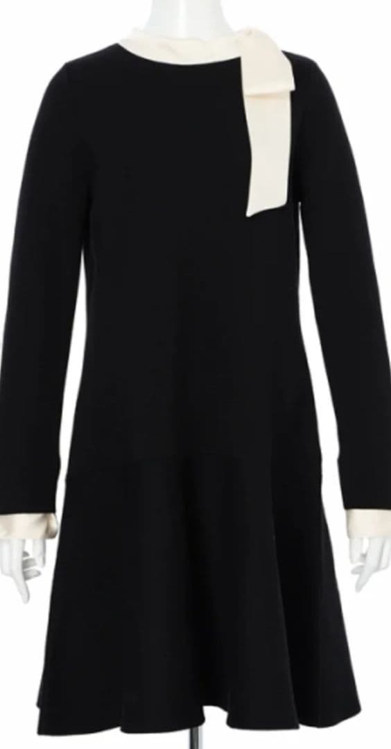 【新品】アプワイザーリッシェ　ネックリボンミニニットワンピース