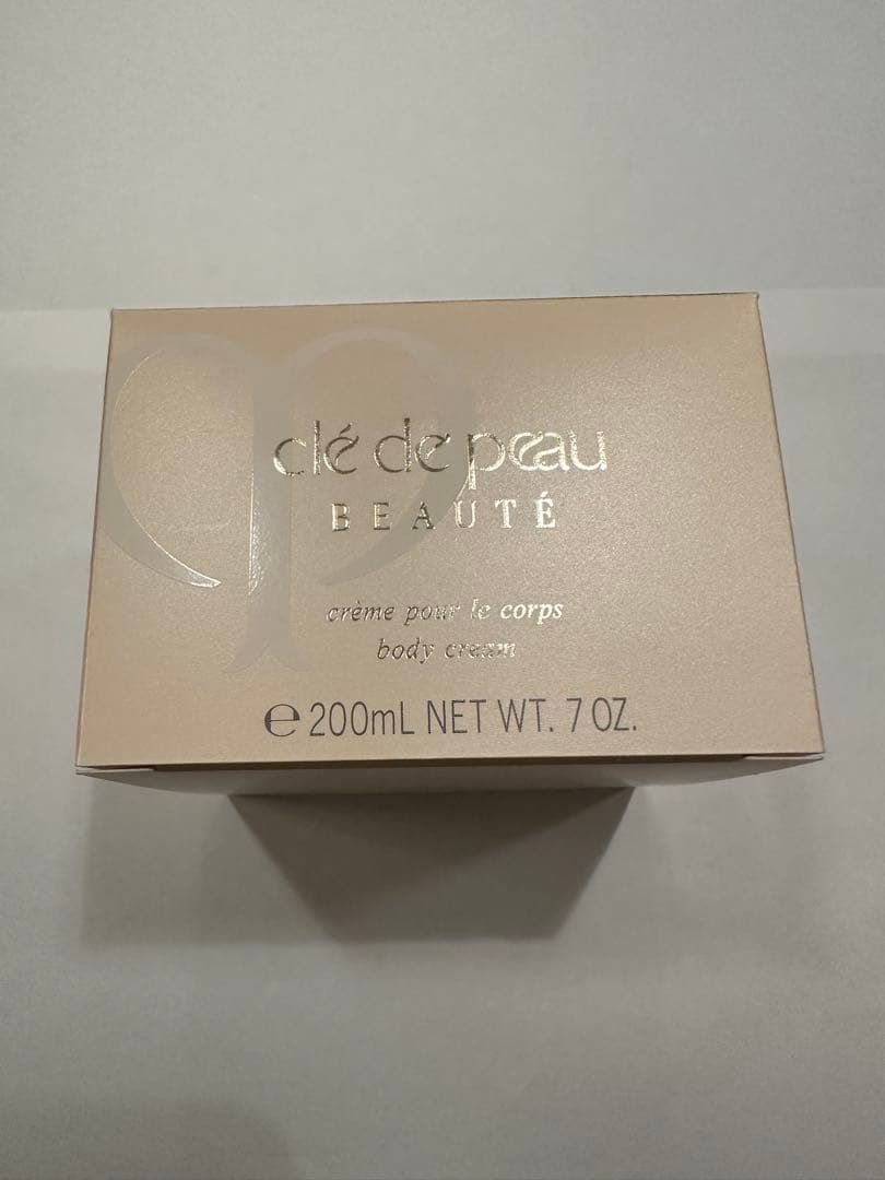 クレドポーボーテ クレームプールルコール ボディクリーム