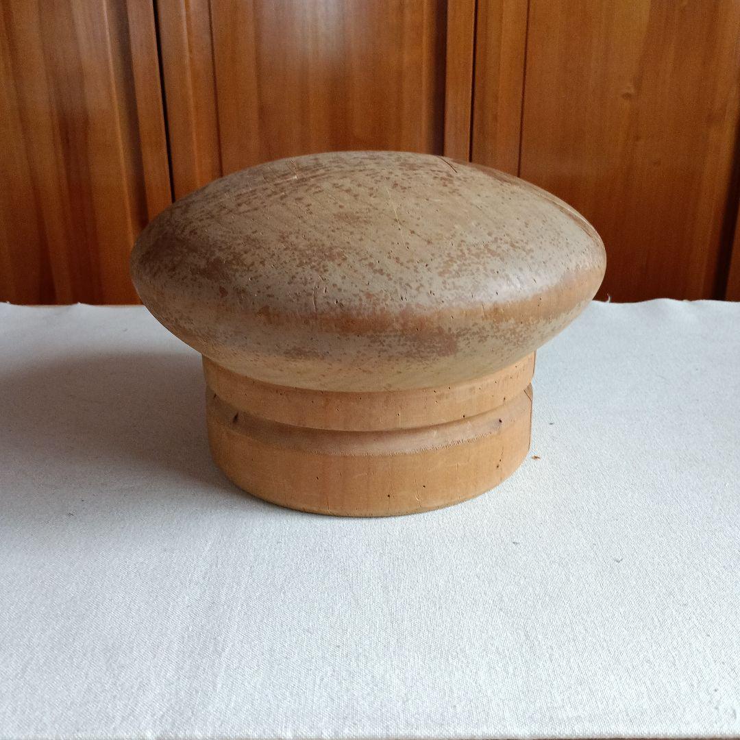 ベレー用木型57センチ ご分割できます。