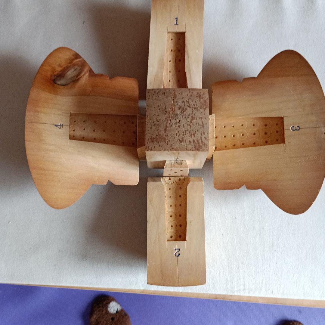 ベレー用木型57センチ ご分割できます。