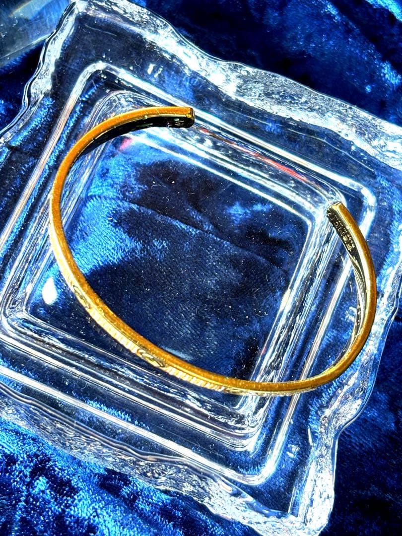 FENDI バングル　GOLD ラインストーン