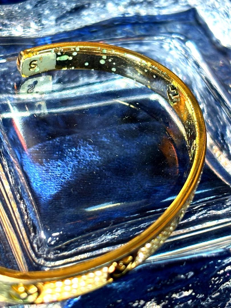 FENDI バングル　GOLD ラインストーン