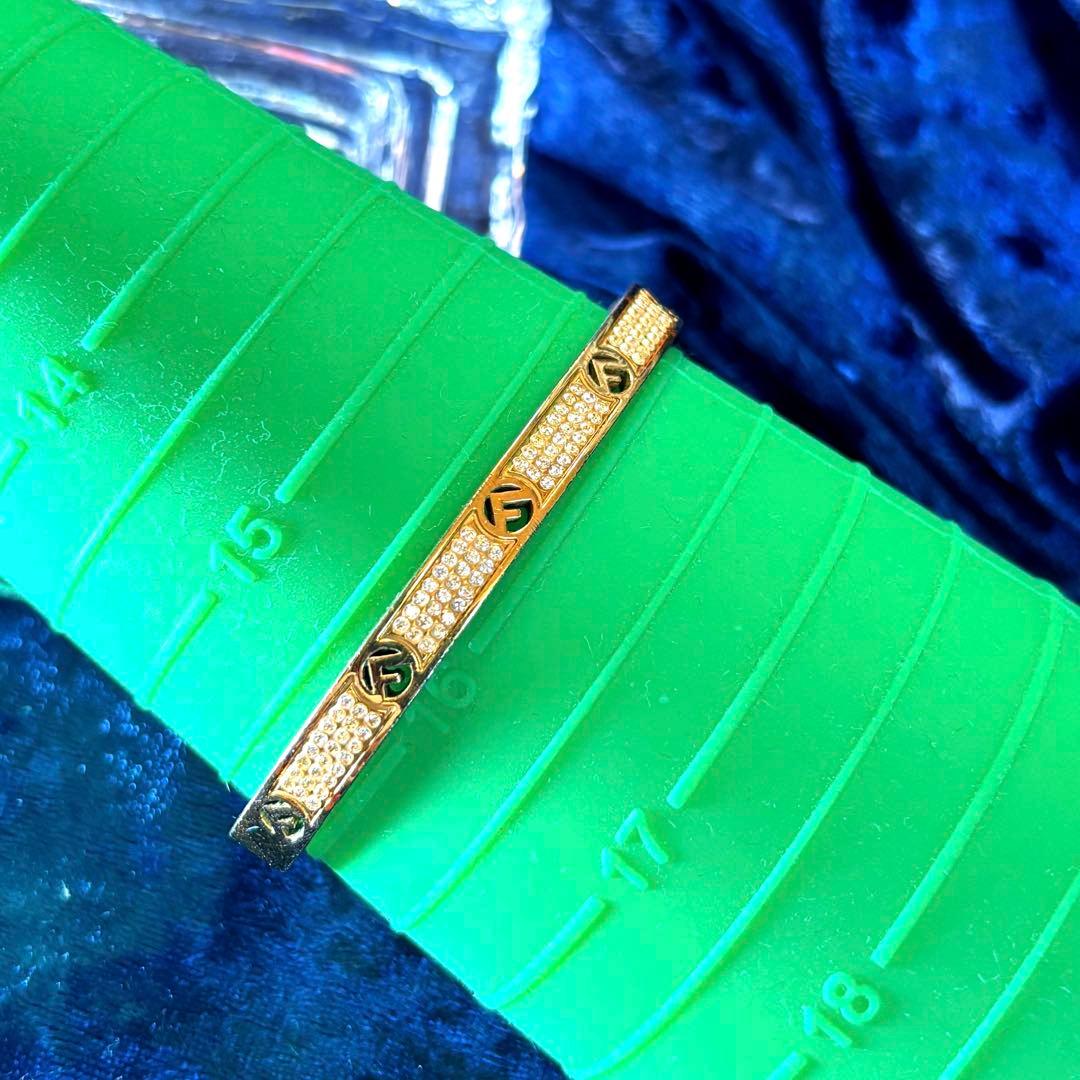 FENDI バングル　GOLD ラインストーン