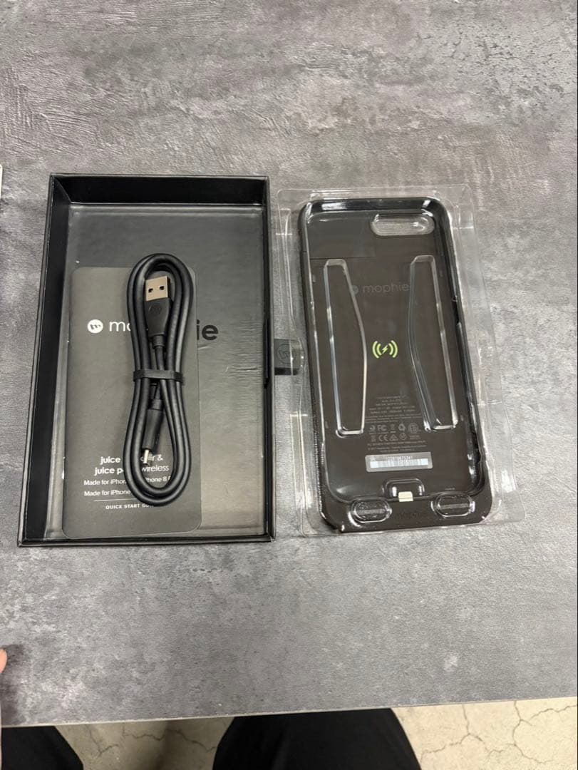 supreme iPhoneケース