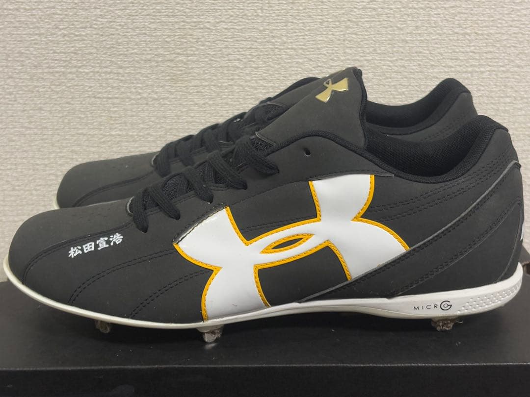 【激レア】UNDER ARMOUR スパイク 28cm 支給品 松田宣浩