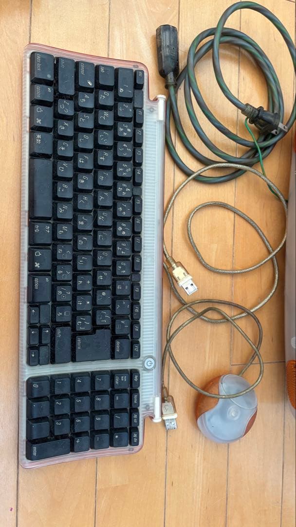 初代iMac ダンジェリン(オレンジ)