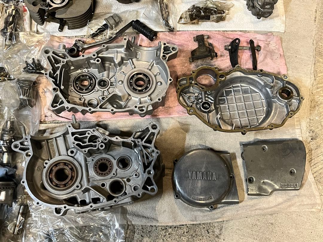 SR400 初期型エンジン　2h6 旧車　1978年