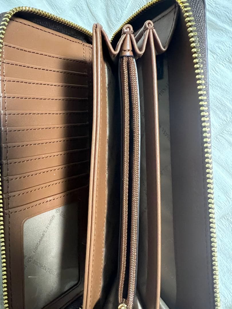 MICHAEL KORS長財布