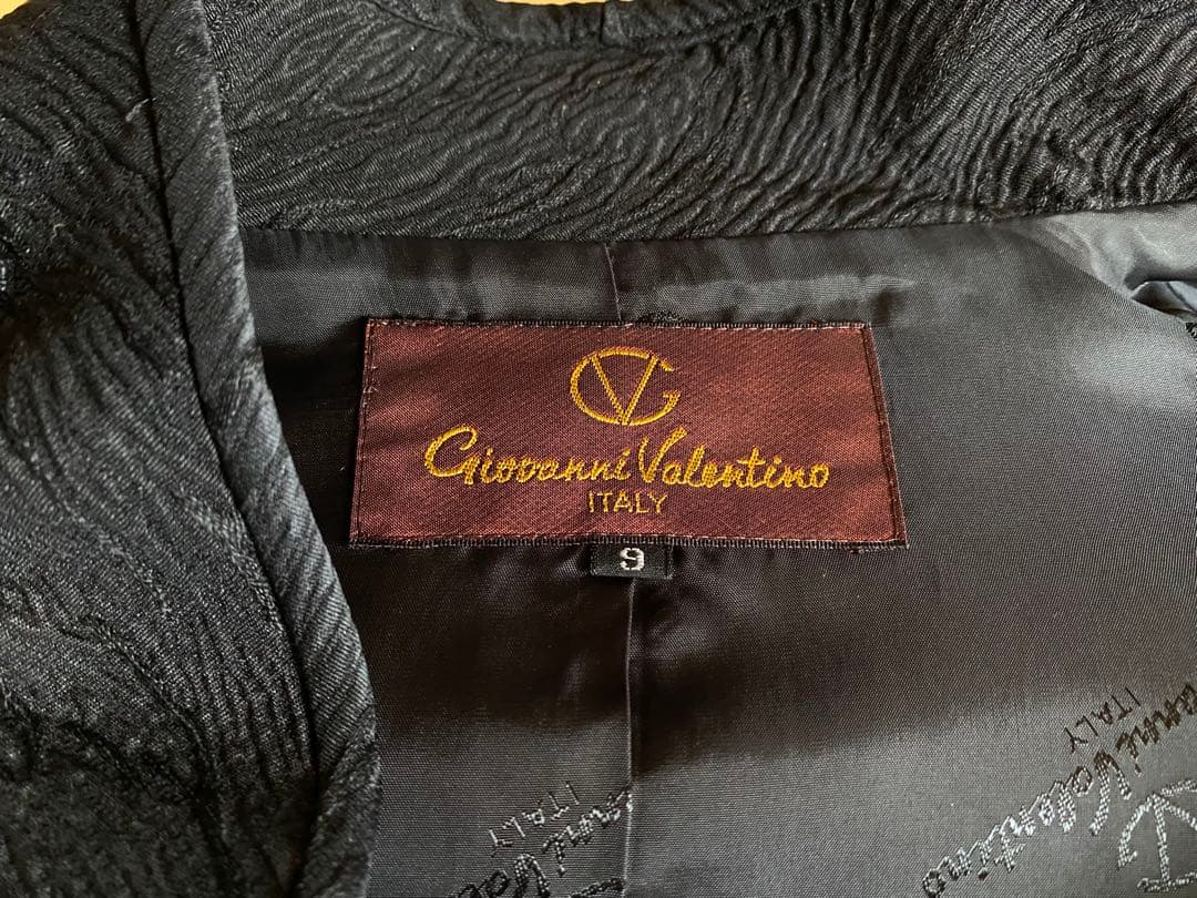 ジャンニバレンチノ　高級礼服三点セットスーツ